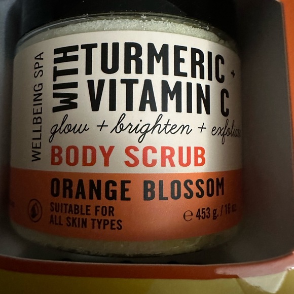 Wellbeing Spa Body Replenishing Body Trio Body Scrub, Body Oil & Body Butter Set - Picture 7 of 8